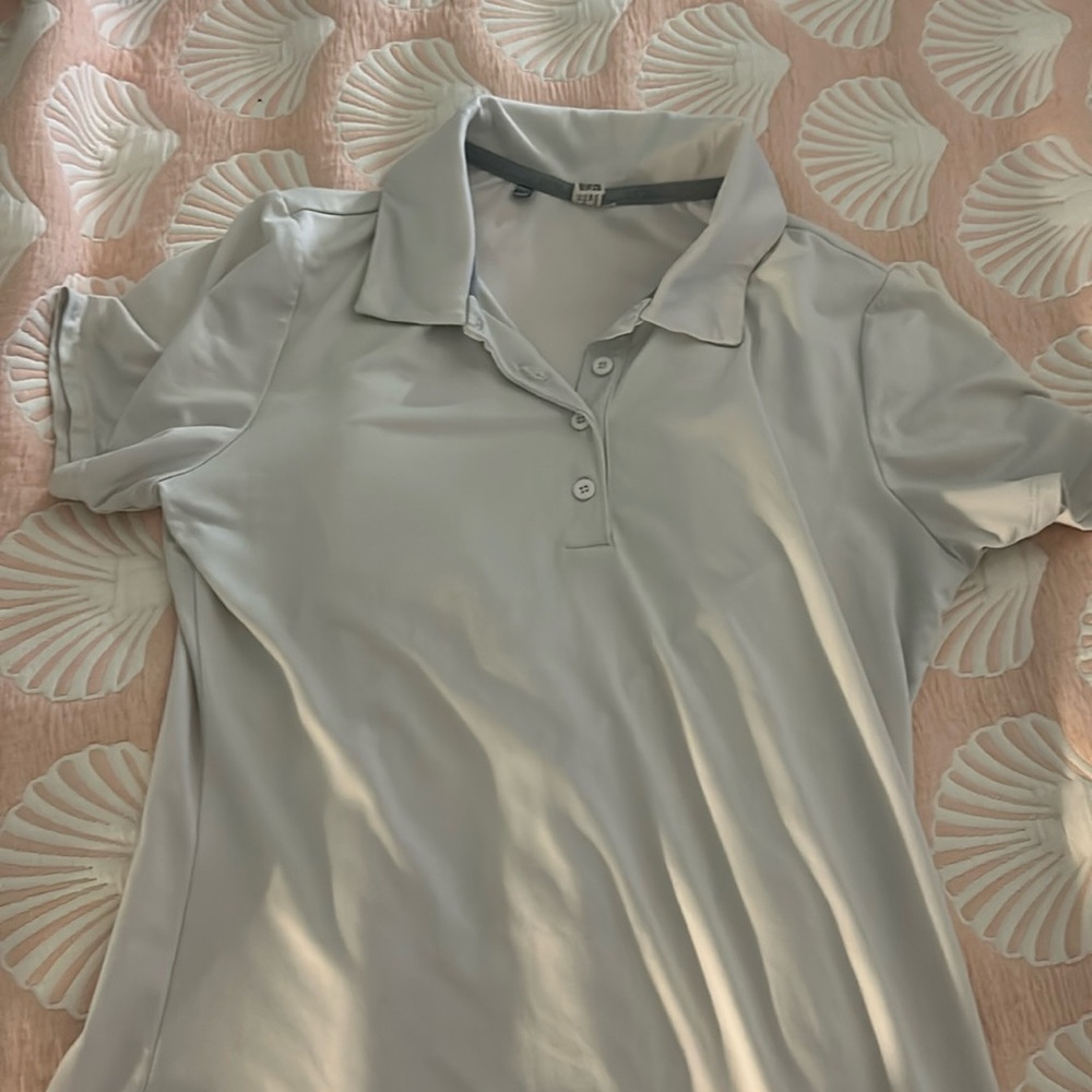 Under Armor Golf shirt